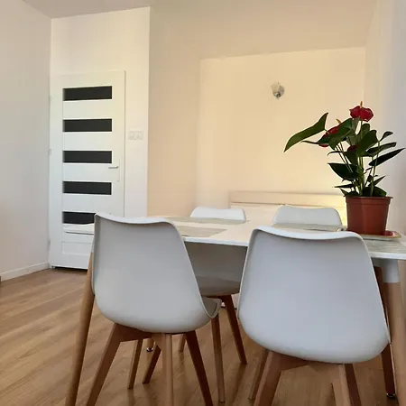 Apartamento Czerniakowska 42 *